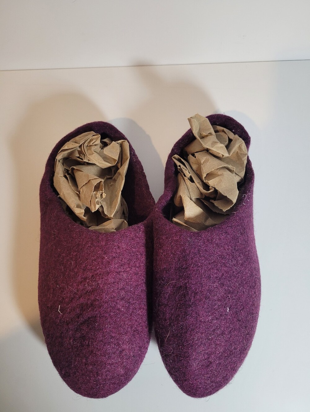 Kyrgies Handmade Wool Slippers Purple Womens Sz EU 42